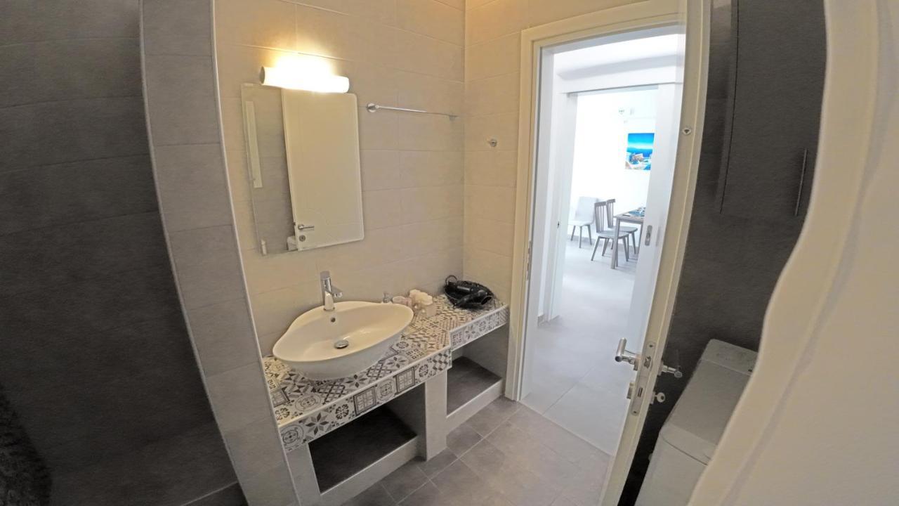 1Path Thea Mykonos Super Paradise Beach House Mykonos Town ภายนอก รูปภาพ